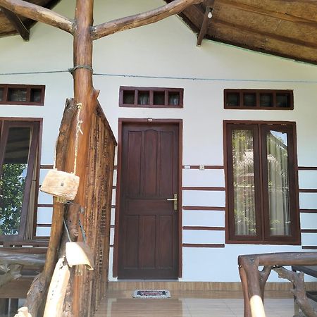 Nadil Homestay Kuta  Exteriör bild