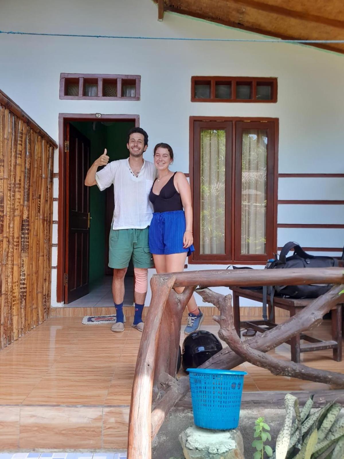 Nadil Homestay Kuta  Exteriör bild