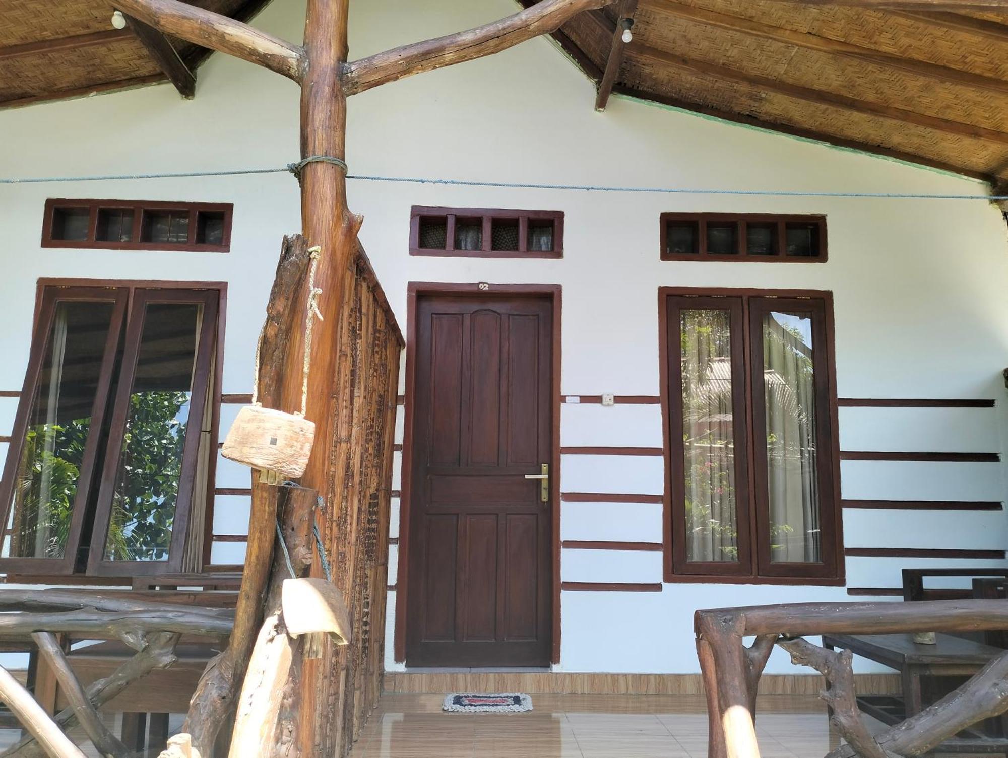 Nadil Homestay Kuta  Exteriör bild