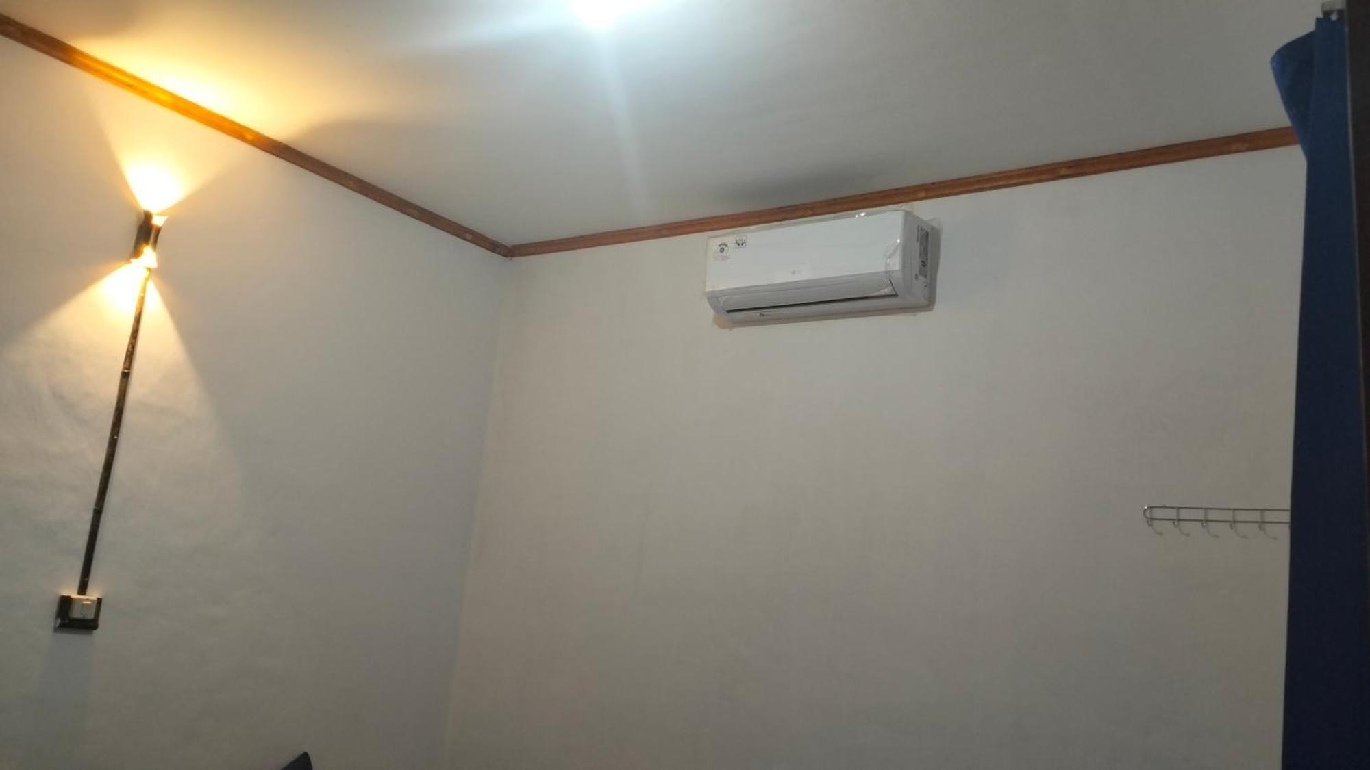 Nadil Homestay Kuta  Exteriör bild